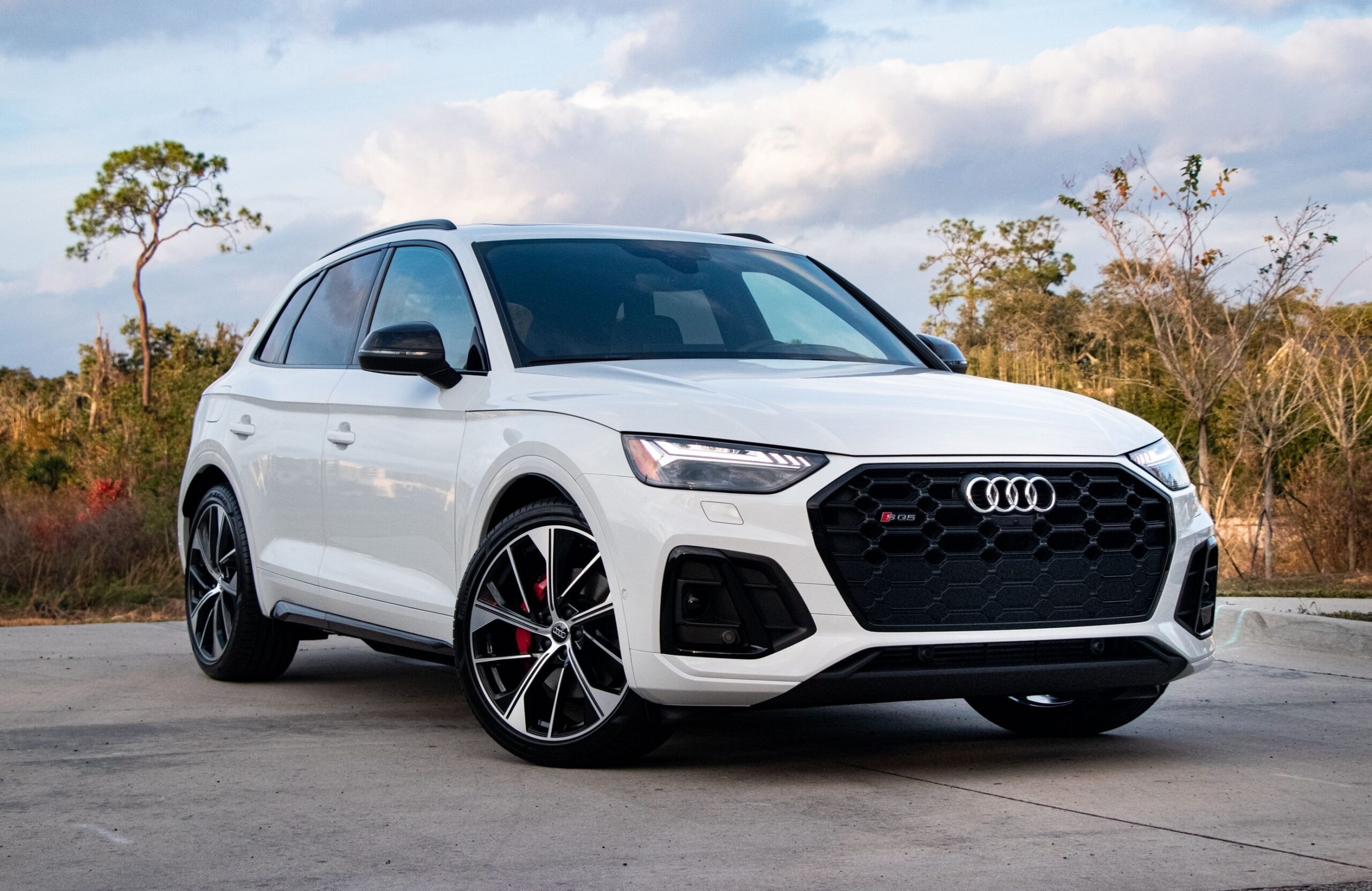 2024 Audi SQ5 Exterior Photos